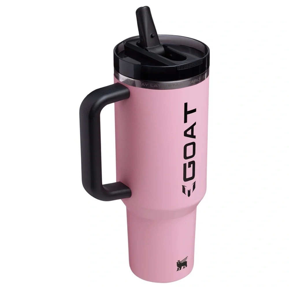 ✨🎀Stanley × Messi Flip-Straw Quencher Pro Tour “GOAT” LIMITED EDITION 🎀✨ - Picture 3 of 8